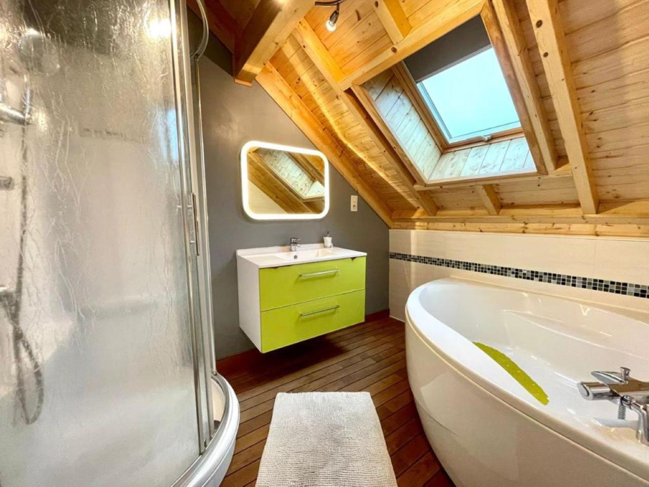 Gite De Mortagne, Chalet Avec Piscine - By Primo C0Nciergerie Gigny-sur-Saone Extérieur photo