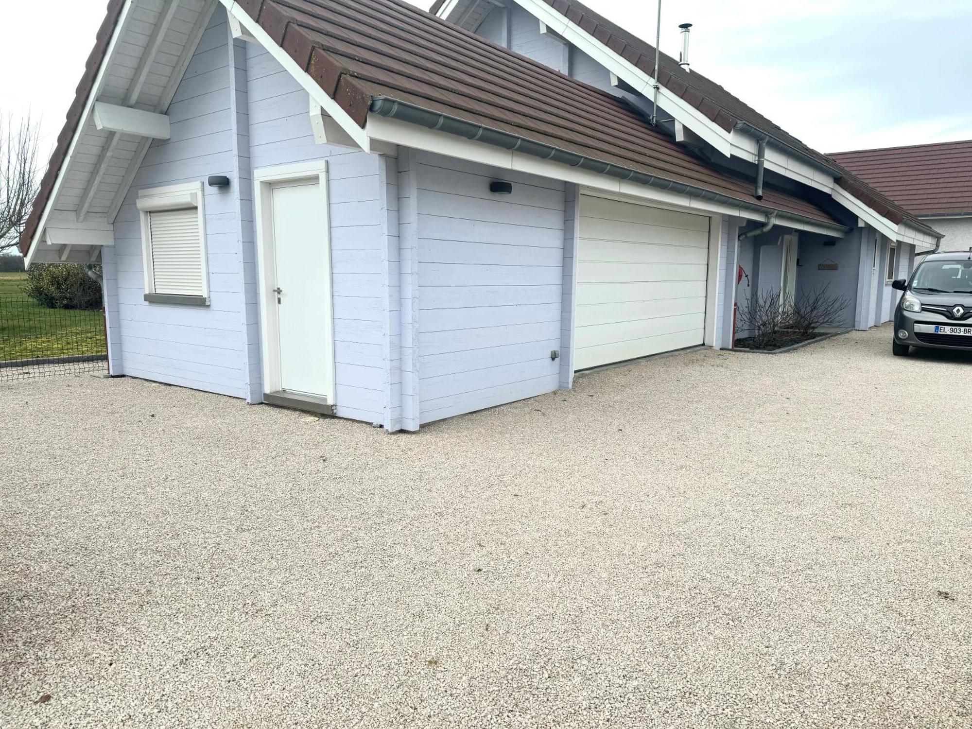 Gite De Mortagne, Chalet Avec Piscine - By Primo C0Nciergerie Gigny-sur-Saone Extérieur photo